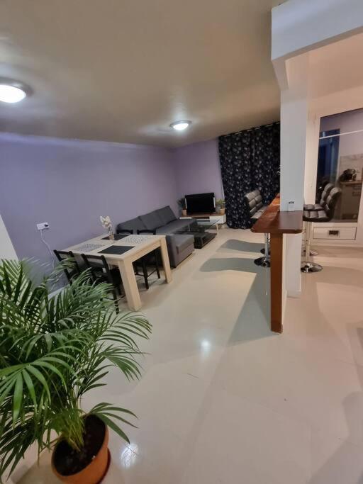 Appartement Vue Mer Avec Parking Gratuit Sur Place Bastiya Dış mekan fotoğraf