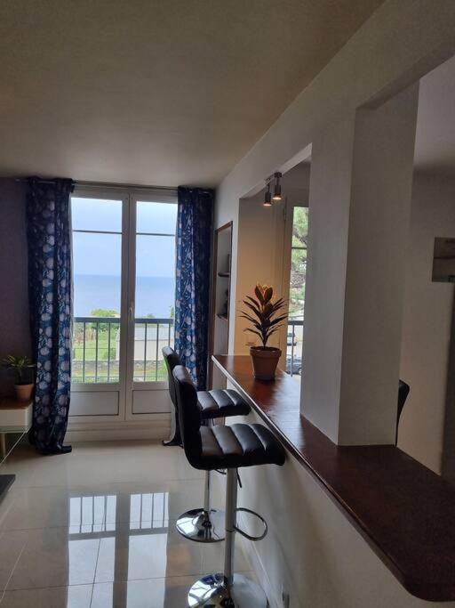 Appartement Vue Mer Avec Parking Gratuit Sur Place Bastiya Dış mekan fotoğraf
